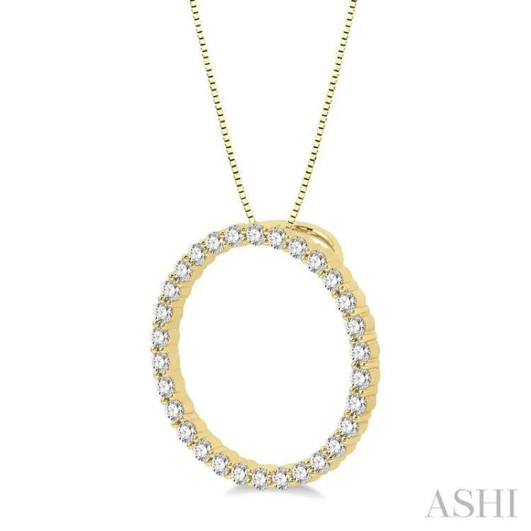 1 Ctw Round Cut Diamond Circle of Love Pendant with Chain in 14K  Yellow Gold