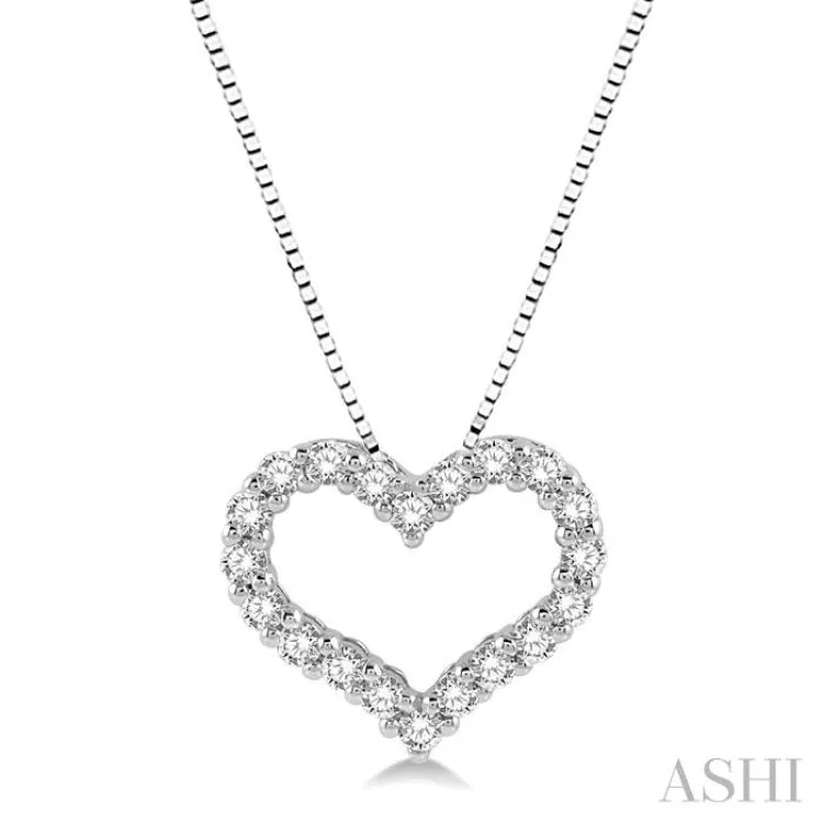 1/2 ctw Heart Shape Round Cut Diamond Pendant With Chain in 14K White Gold