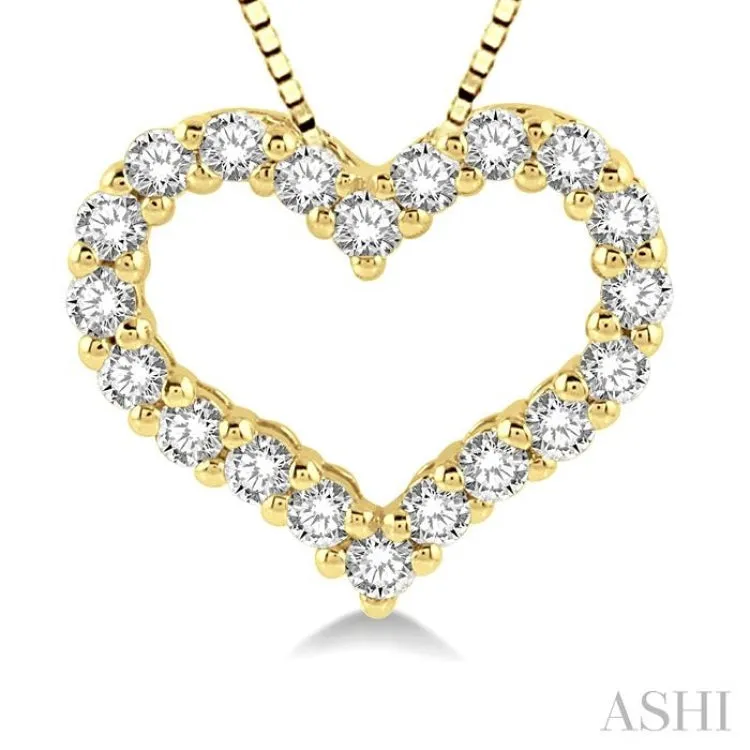 1/4 ctw Heart Charm Round Cut Diamond Pendant With Chain in 14K Yellow Gold