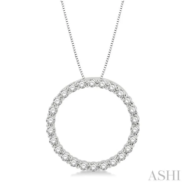 3/4 Ctw Circle of Love Round Cut Diamond Pendant With Chain in 14K White Gold