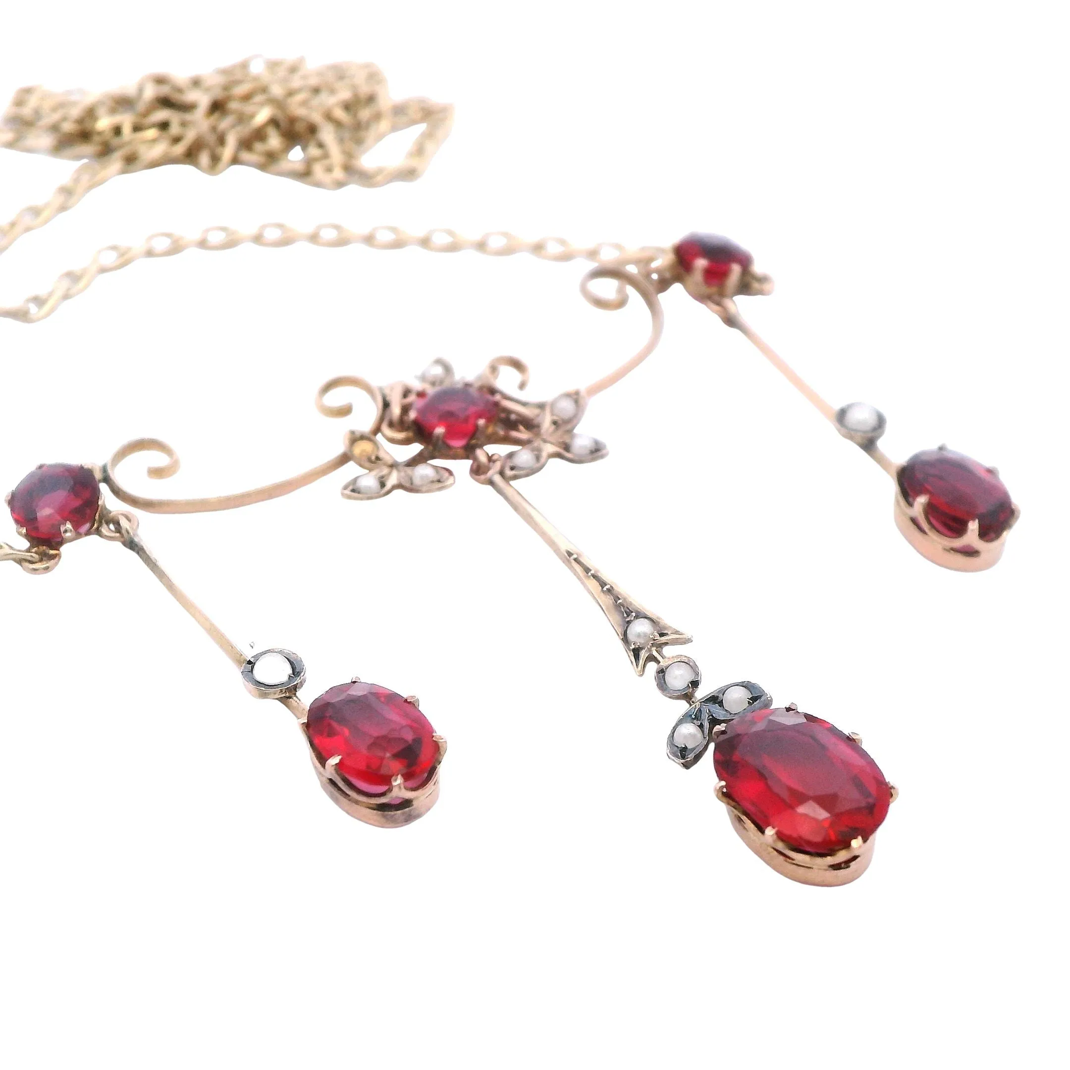 Elegant Yellow Gold Garnet and Pearl Necklace