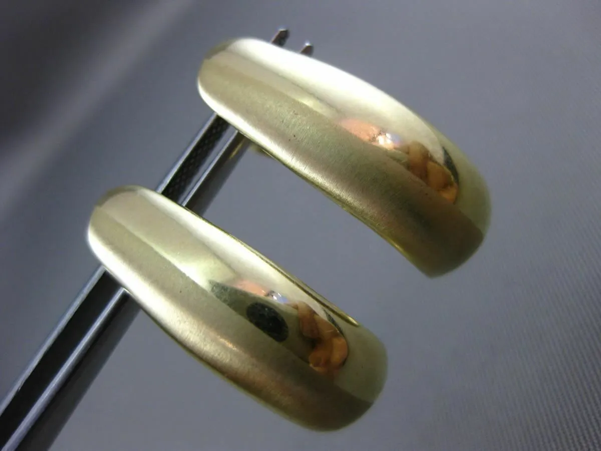 ESTATE WIDE 14KT YELLOW GOLD MATTE & SHINY ELONGATED OVAL HUGGIE EARRINGS 8mm