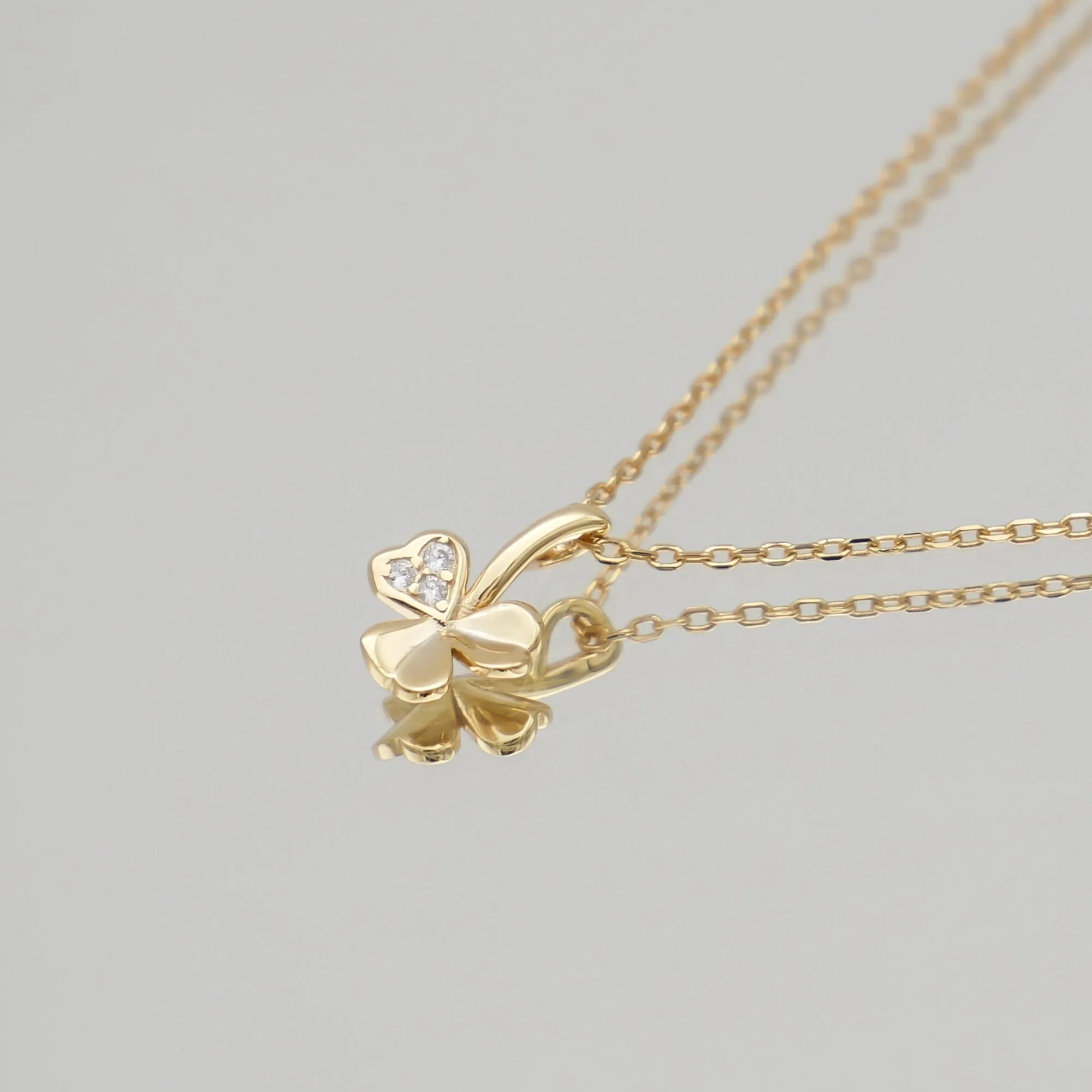 Felicity Mini clover necklace