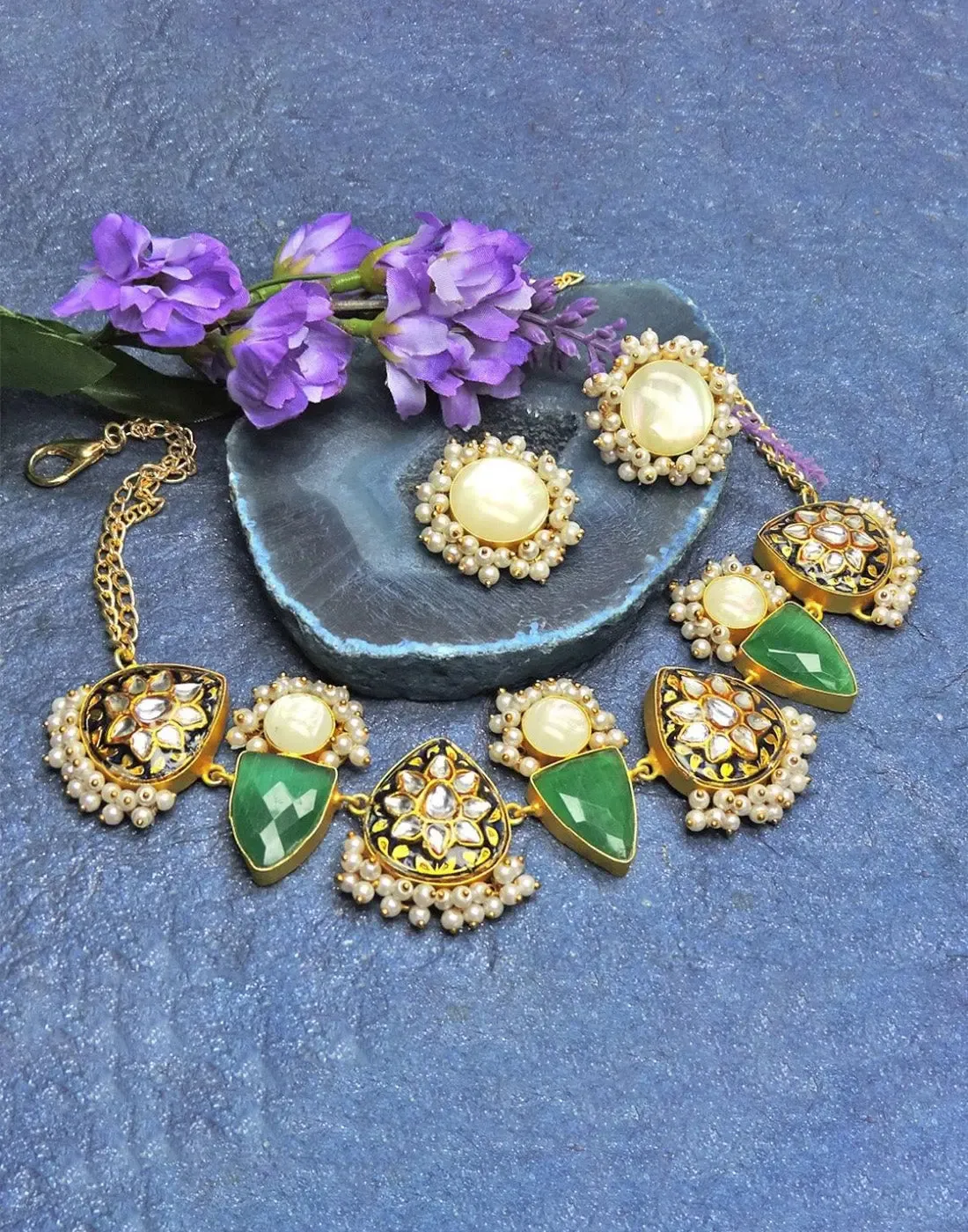 Haathipada & Kundan Bloom Necklace