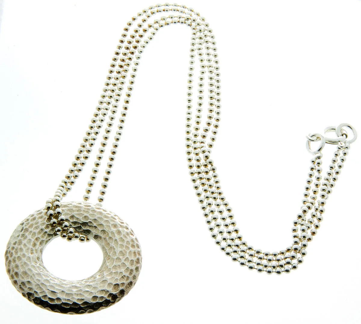 Hamilton & Inches Silver Hammered Donut Pendant