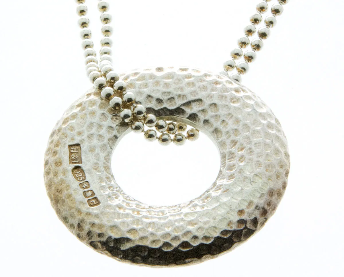 Hamilton & Inches Silver Hammered Donut Pendant