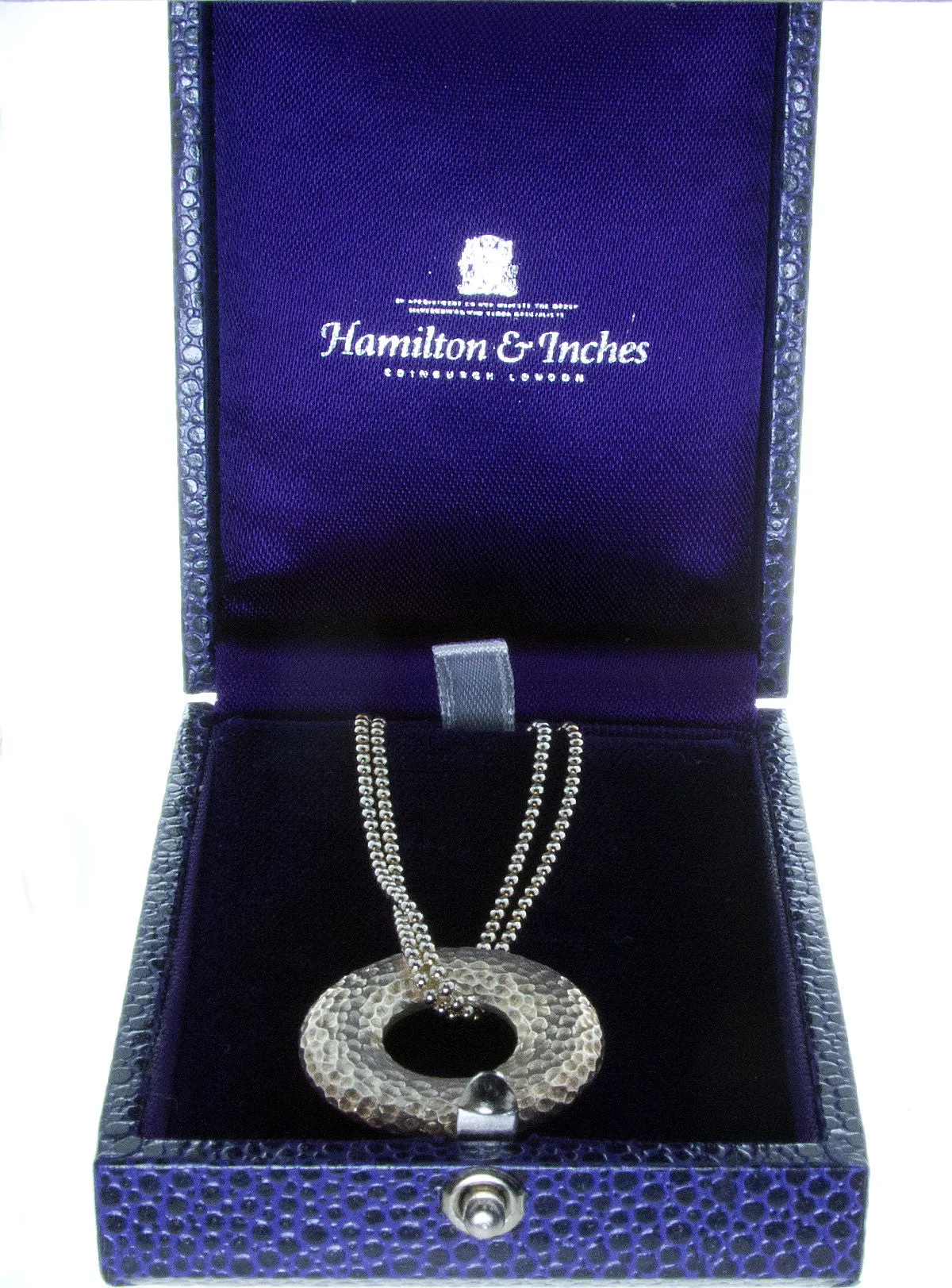 Hamilton & Inches Silver Hammered Donut Pendant