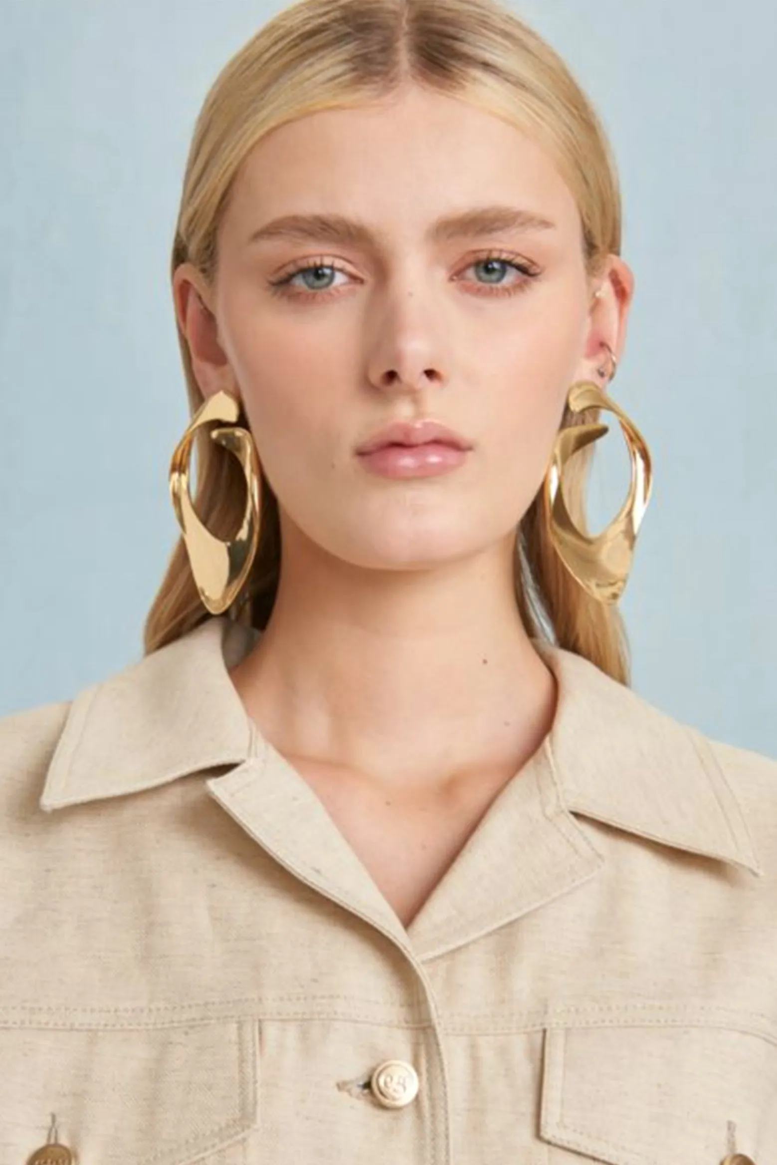 LOLA EARRING