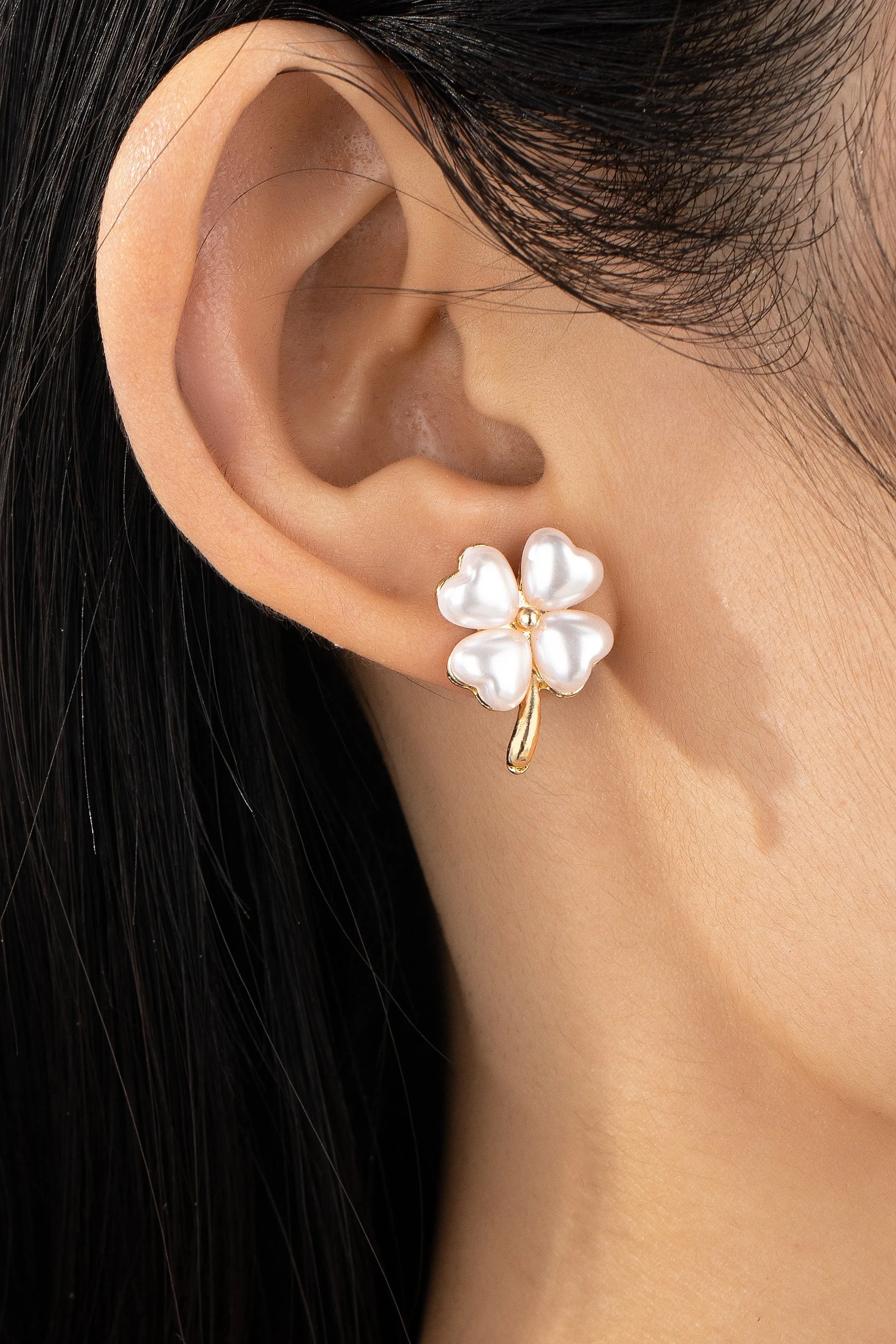 Pearlescent Clover Heart Studs