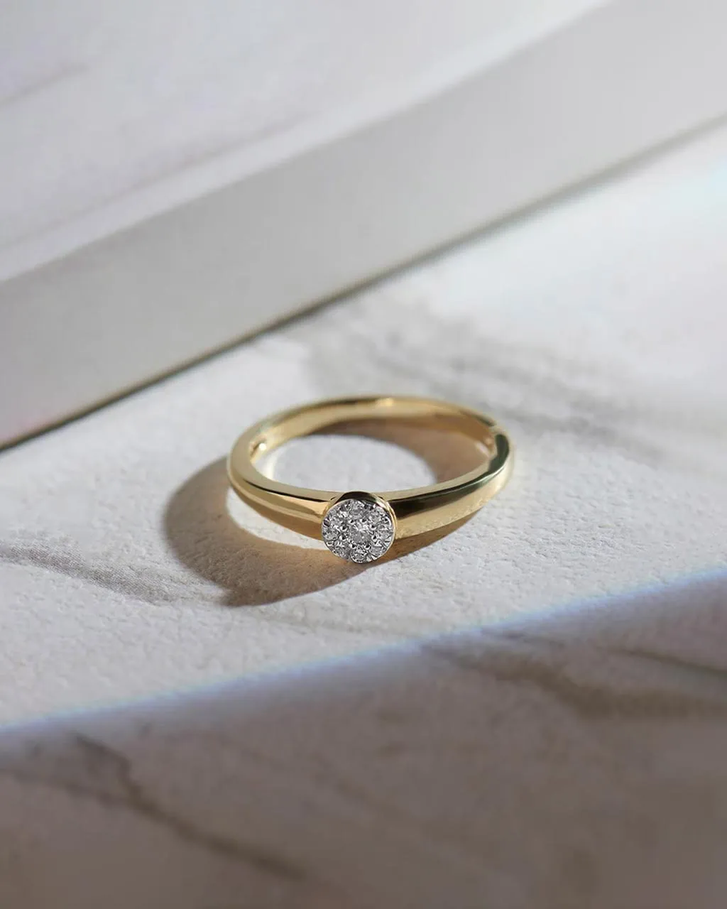 Round Diamond Ring