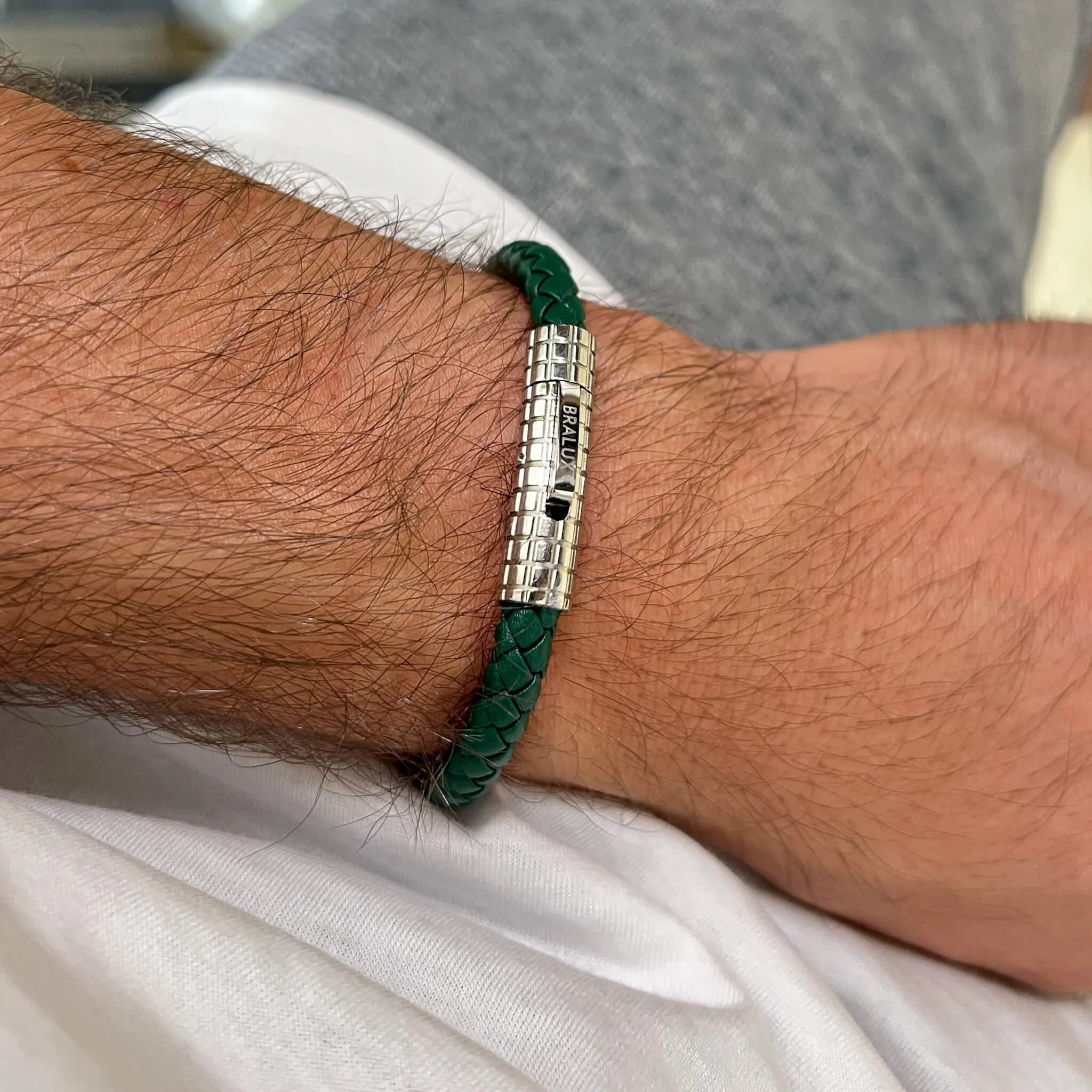 The 6mm Green and Silver Buckle Bracelet