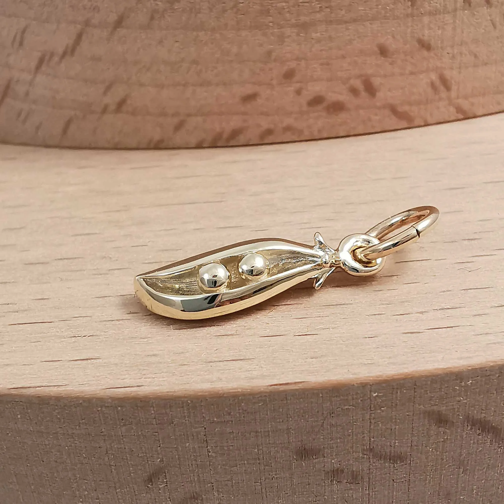 Two Peas In A Pod Solid Gold Charm