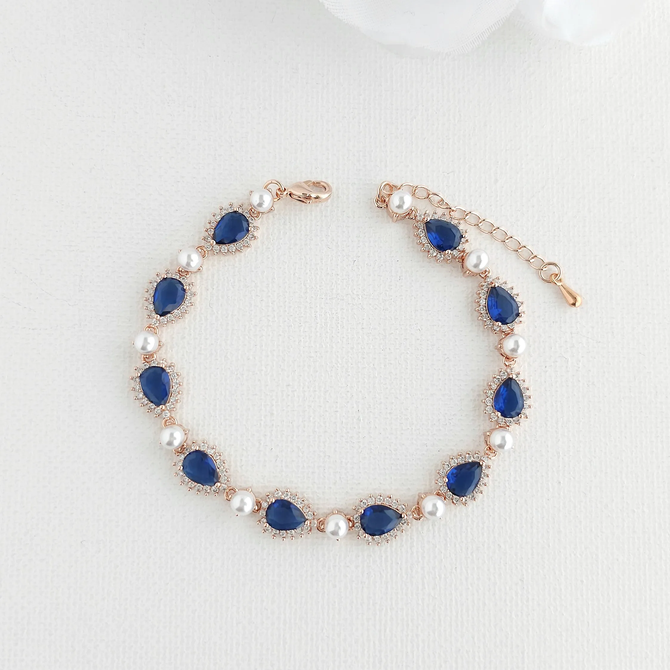 Women Blue Bracelet in Rose Gold with White Pearls-Aoi